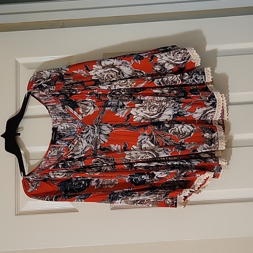 Karen Kane blouse
